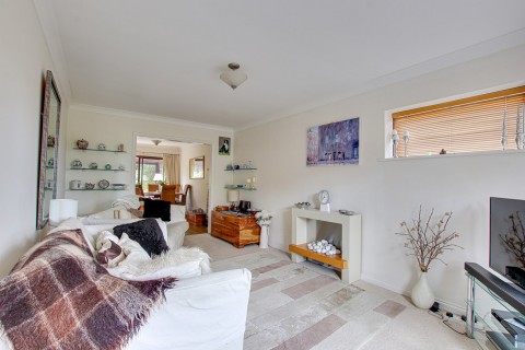 Click the photo for more details of Southern Road, Lymington, SO41