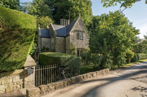 Click the photo for more details of Orchardleigh, Frome, Somerset