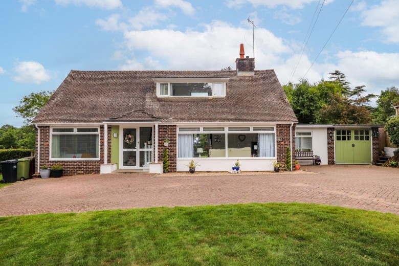 Click the photo for more details of Watermill Lane, Bexhill-on-Sea, East Sussex