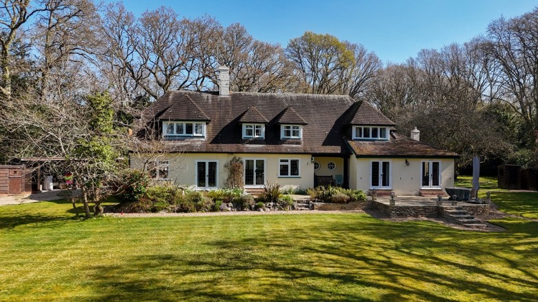 Click the photo for more details of Crow Hill, Crow, Ringwood, BH24
