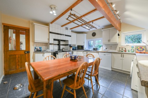 Click the photo for more details of Gorley Lynch, Fordingbridge, SP6