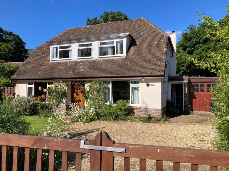 Click the photo for more details of Exbury Road, Beaulieu, Brockenhurst, SO42