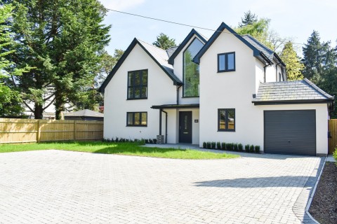 Click the photo for more details of Horton Road , Ashley Heath , BH24