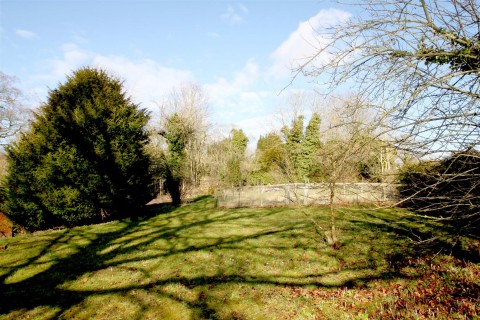 Click the photo for more details of Blenheim Road, Shirburn, Watlington