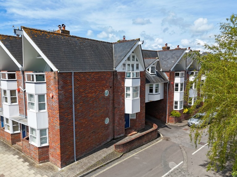 View Full Details for Waterloo Road, Lymington, SO41