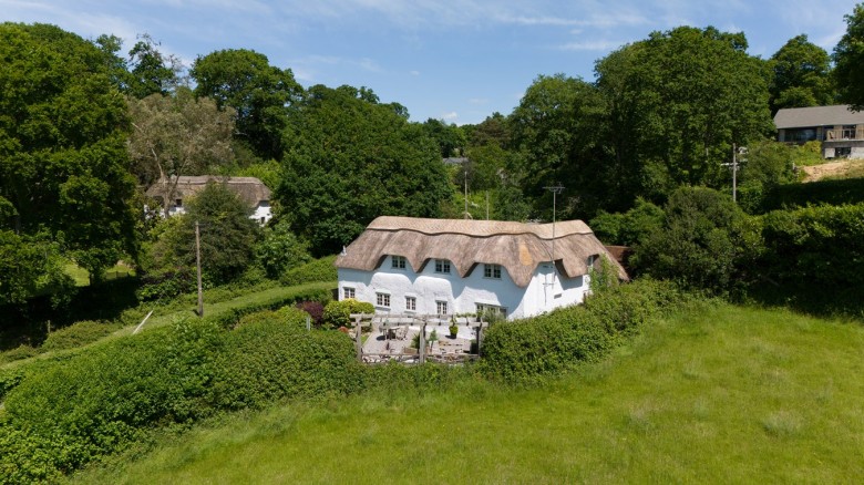 Click the photo for more details of Hyde, Fordingbridge, SP6