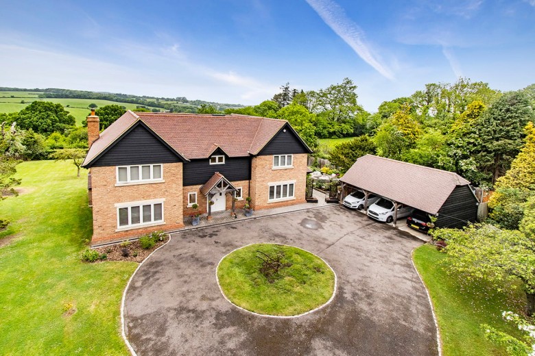 Click the photo for more details of Chain Lane, BATTLE, East Sussex