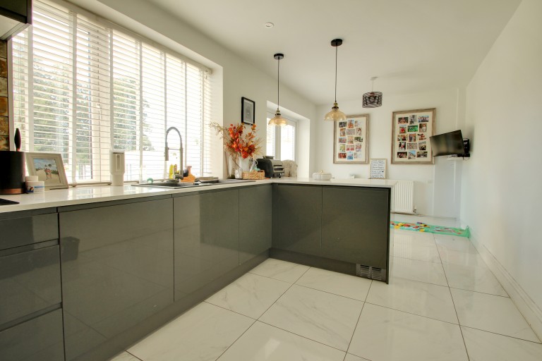 Images for Christopher Way, Sheptton Mallet