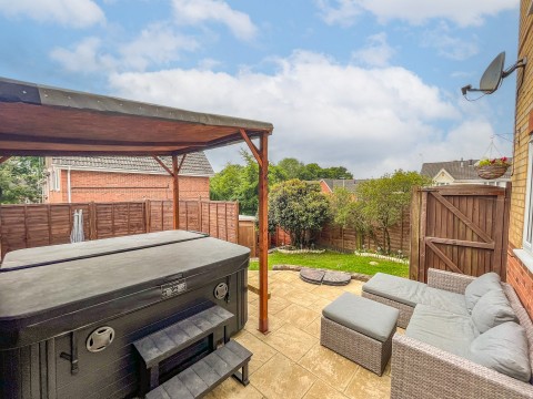 Click the photo for more details of Honeysuckle Close, St Leonards-on-Sea, East Sussex