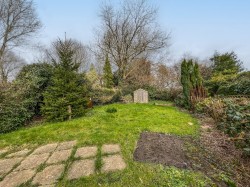 Images for Lower Lake, Battle, East Sussex