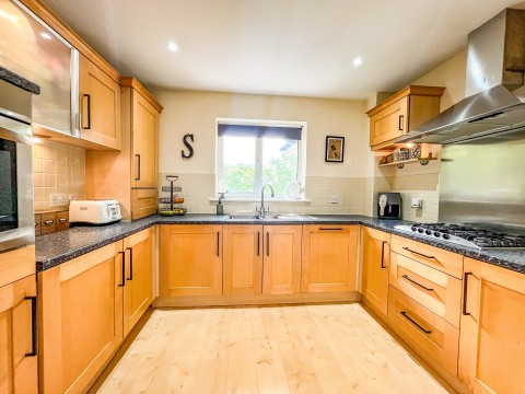Click the photo for more details of Beachy Head View, St Leonards-on-Sea, East Sussex