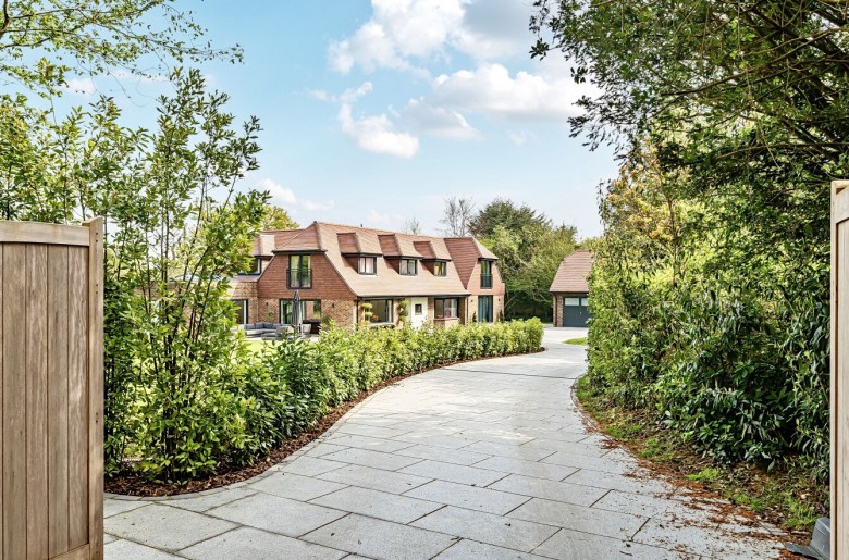 Click the photo for more details of Armstrong Road, Brockenhurst, SO42