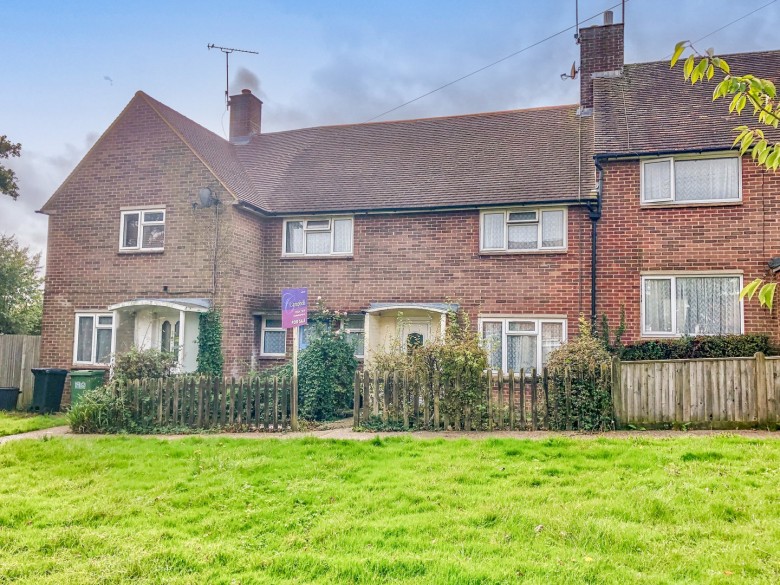 Click the photo for more details of Asten Fields, Battle, East Sussex