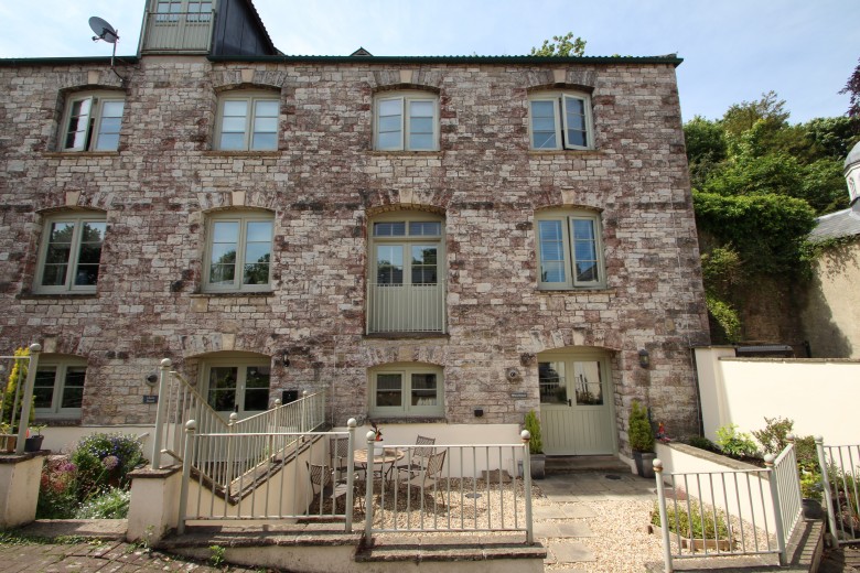 Click the photo for more details of Draycott Road, Shepton Mallet, Somerset