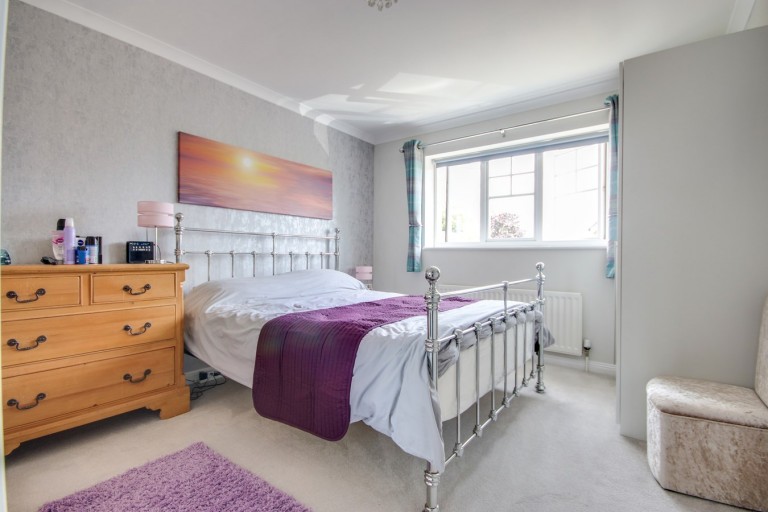 Images for Paddock Gardens, Lymington, SO41