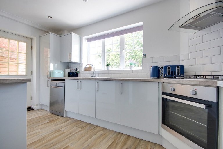 Images for Paddock Gardens, Lymington, SO41