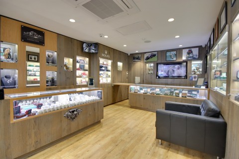 Click the photo for more details of High Street, Lymington, SO41