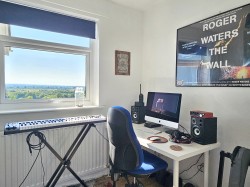Images for Hamlyn Road, Glastonbury, Somerset