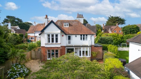 Click the photo for more details of Wood Lane, Milford on Sea, Lymington, SO41