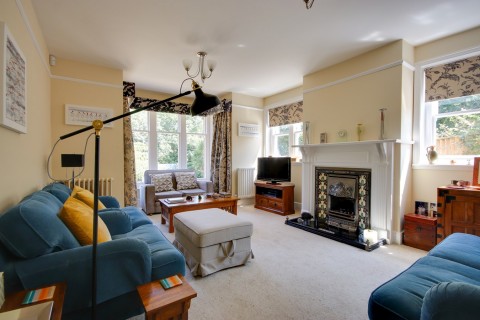 Click the photo for more details of Wood Lane, Milford on Sea, Lymington, SO41