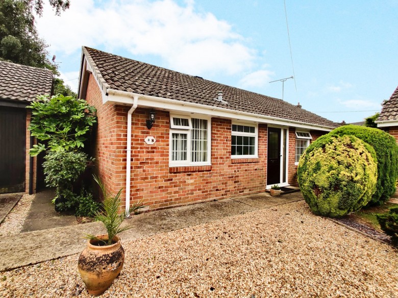 Click the photo for more details of Woodlands Close, Bransgore, Christchurch, BH23