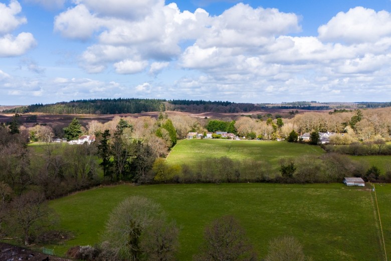 Click the photo for more details of Linwood, Ringwood, BH24