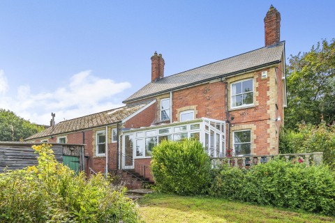 Click the photo for more details of Ansford Hill, Castle Cary, Somerset