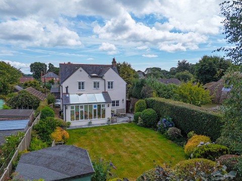Click the photo for more details of May Lane, Pilley, Lymington, SO41