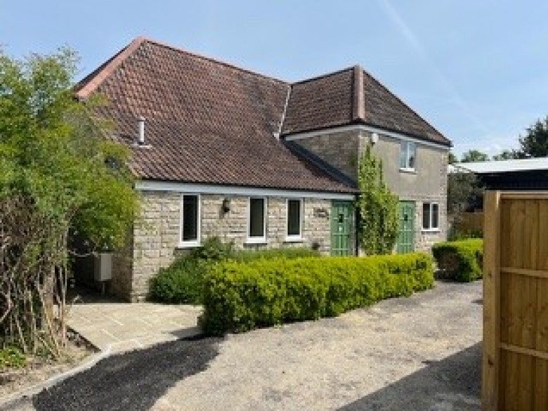 Click the photo for more details of Sparkford, Yeovil, Somerset