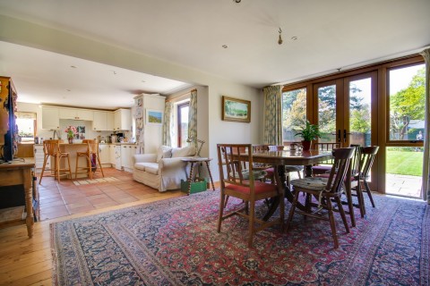 Click the photo for more details of Cowley Road, Lymington, SO41