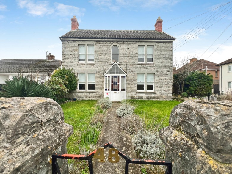 Click the photo for more details of Green Lane, Street, Somerset