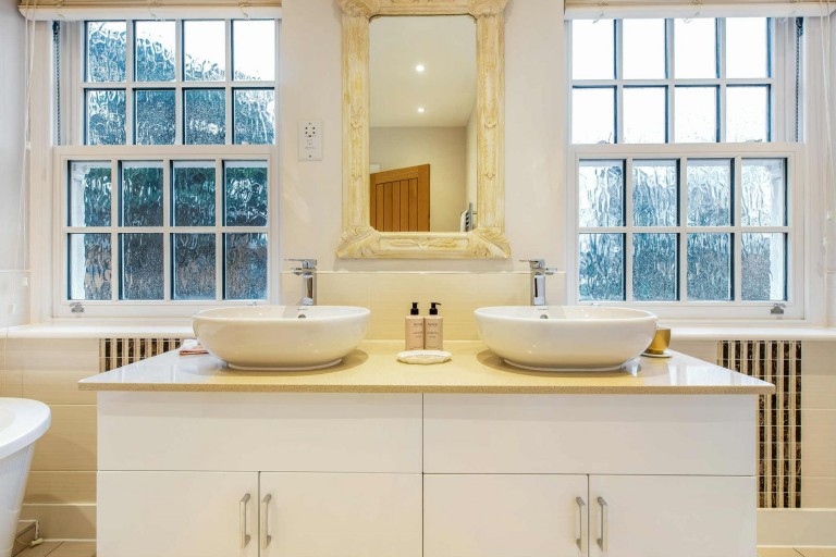 Images for College Street, Petersfield, GU31