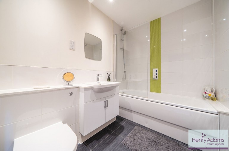 Images for College Street, Petersfield, GU31