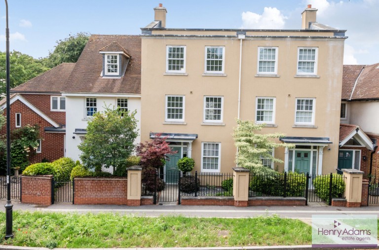 Images for College Street, Petersfield, GU31
