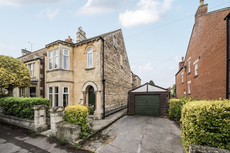 Click the photo for more details of Westbourne Road, Trowbridge, Wiltshire
