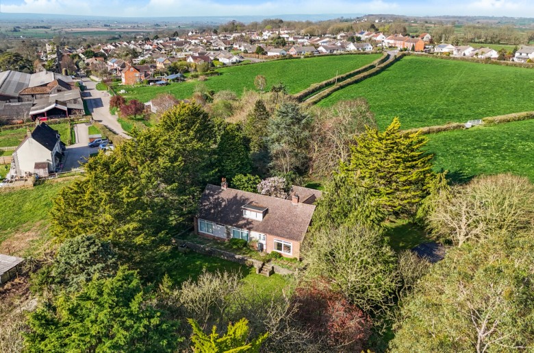 Click the photo for more details of Whitley Lane, Ashcott, Somerset