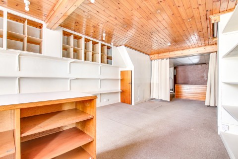 Click the photo for more details of St Thomas Street, Lymington, SO41