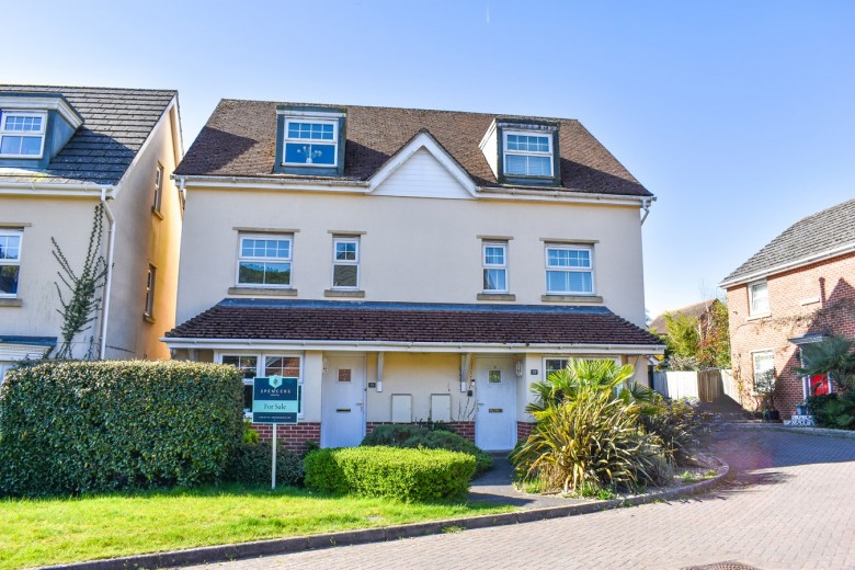 Click the photo for more details of Buckland Gardens, Lymington, SO41