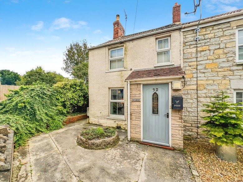 Click the photo for more details of Somerton Road, Street, Somerset