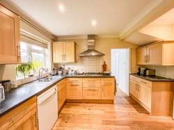 Images for Abbots Close, Battle, East Sussex