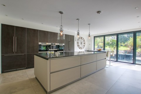 Click the photo for more details of Hangersley Hill , Ringwood, BH24