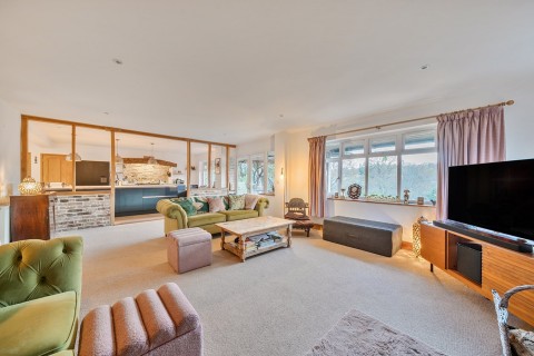 Click the photo for more details of Gorley Lynch, Fordingbridge, SP6