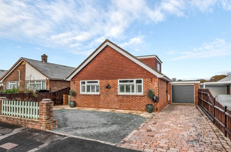 Images for Cruse Close, Sway, Lymington, SO41