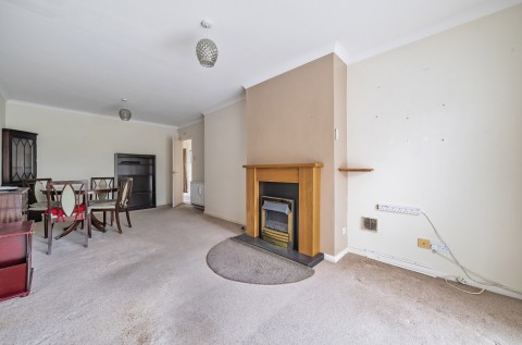 Click the photo for more details of Damask Way, Warminster, Wiltshire