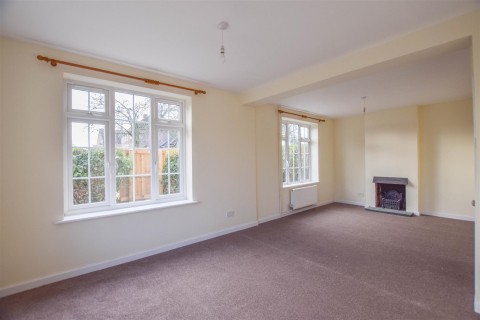 Click the photo for more details of Middle Green, Higham, Bury St. Edmunds