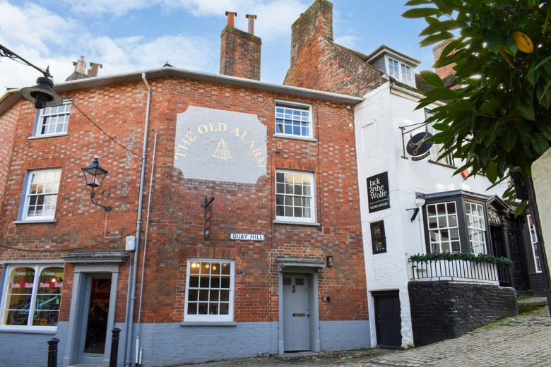 Click the photo for more details of Quay Hill, Lymington, SO41