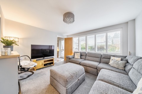 Click the photo for more details of Manor Gardens, Warminster, Wiltshire