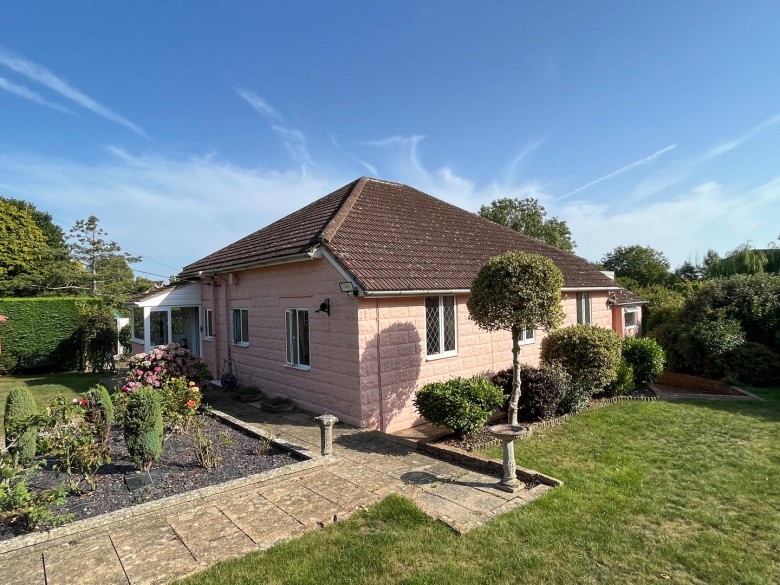 Click the photo for more details of North Trade Road, Battle, East Sussex