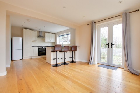 Click the photo for more details of Holly Lane, Pilley, Lymington, SO41