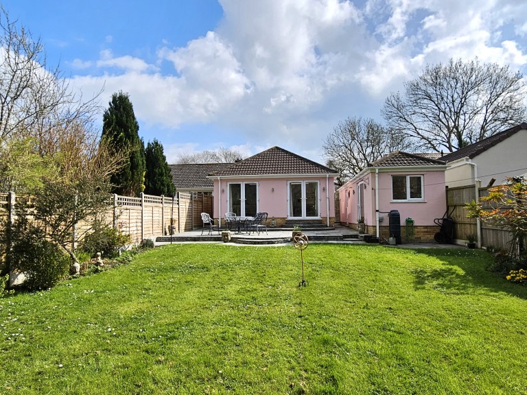 Images for Bath Close, Glastonbury, Somerset